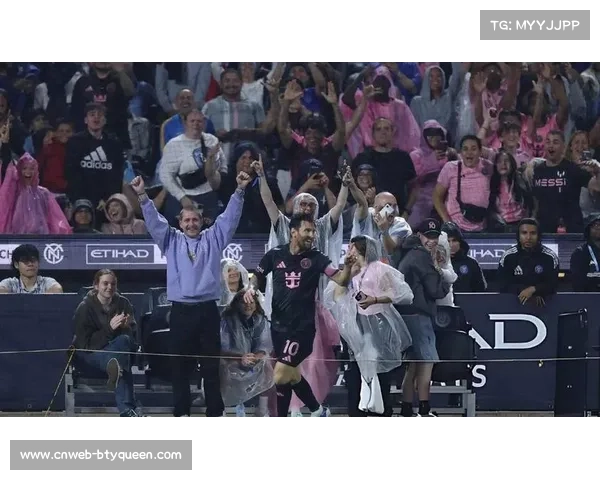 斯坦尼西奇边路传中，助攻队友头球破门